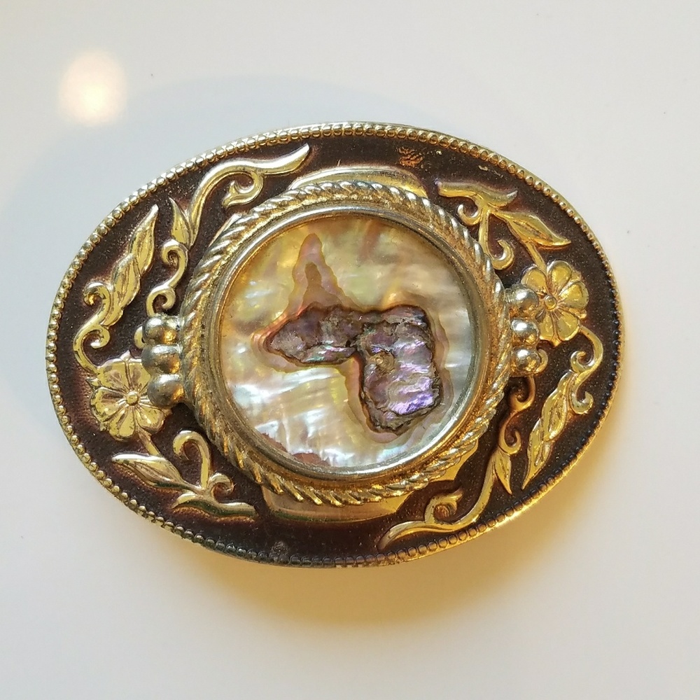Belt buckle